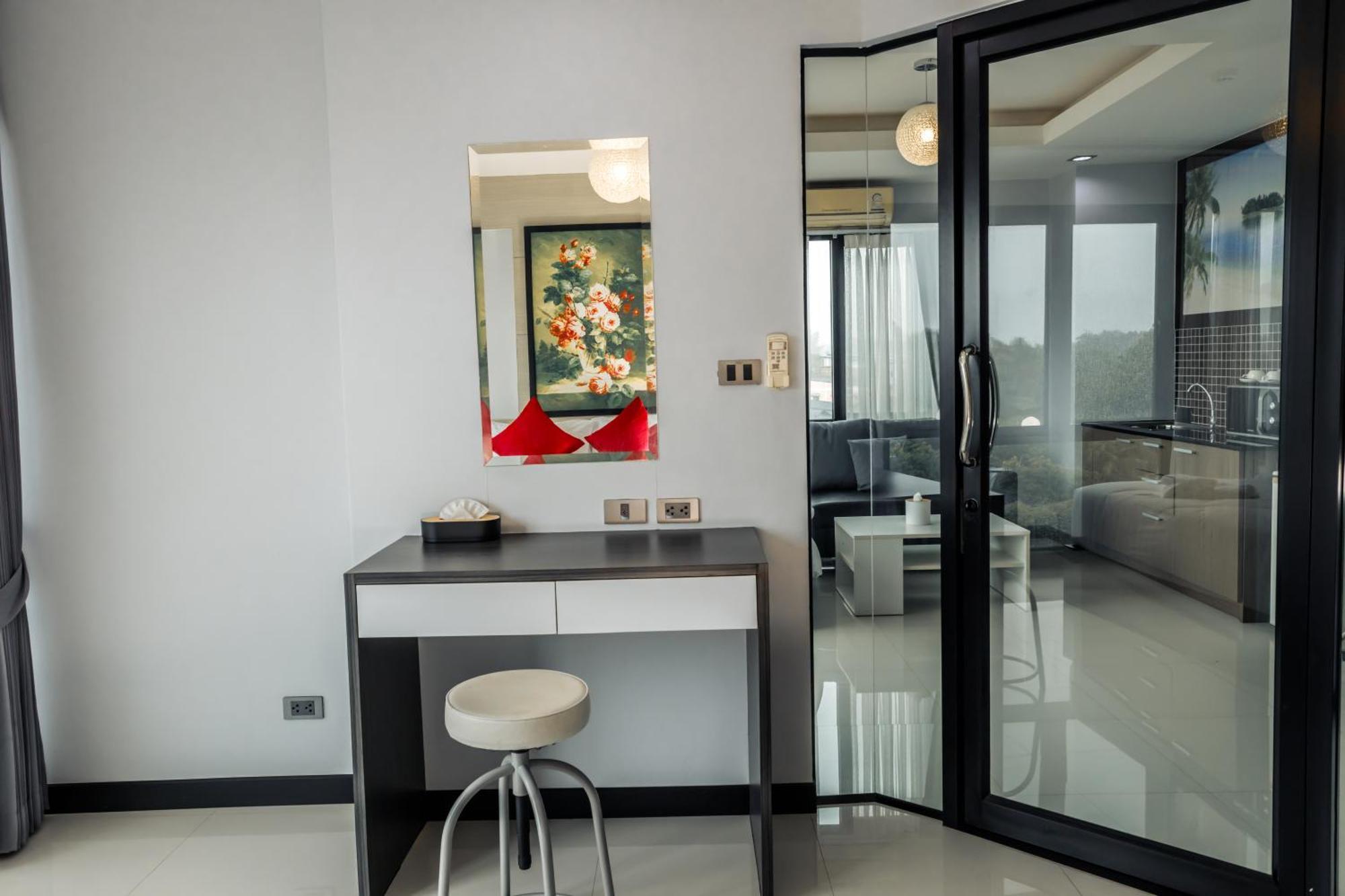 The Lucky Beach Ao Nang Exterior photo