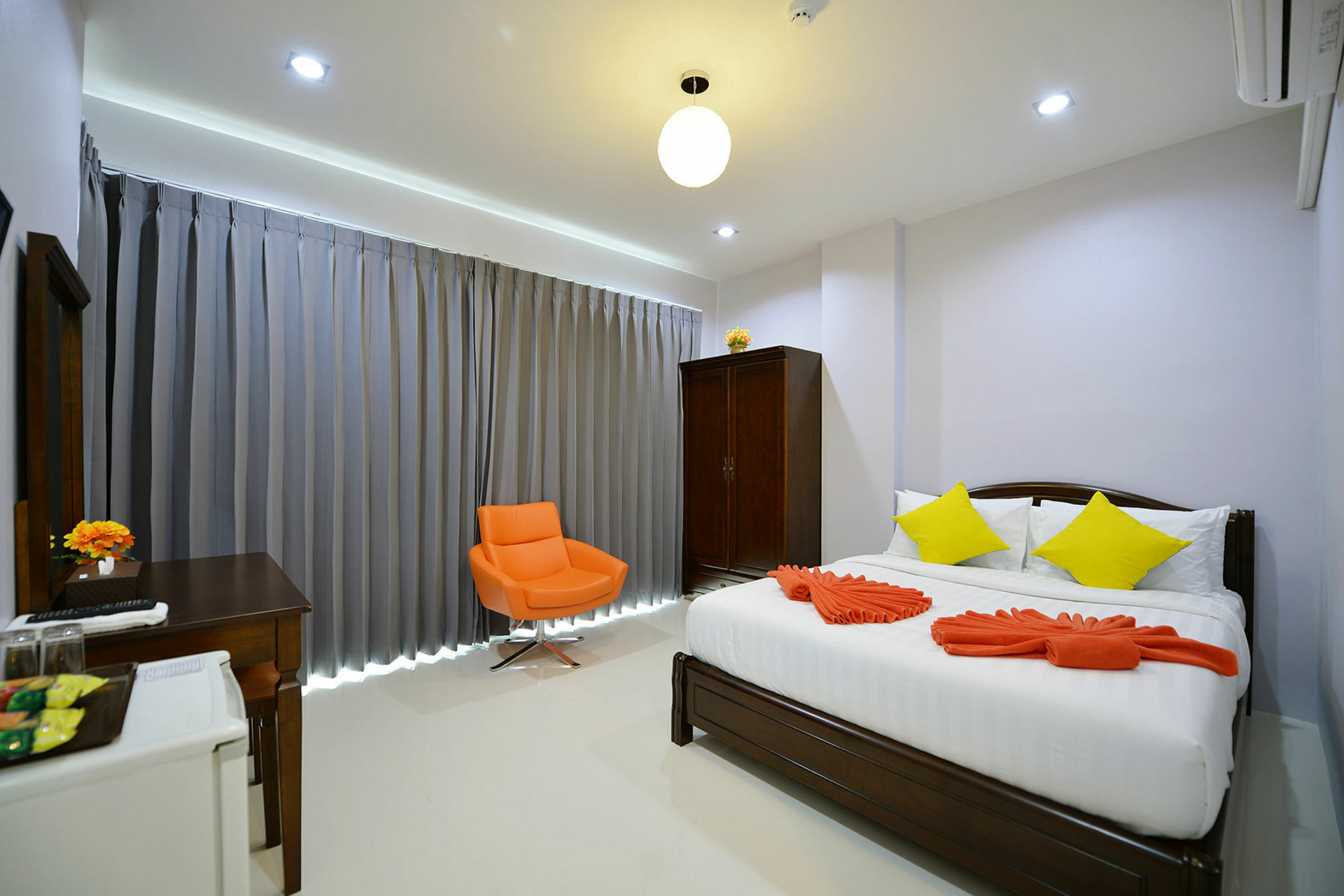 The Lucky Beach Ao Nang Exterior photo