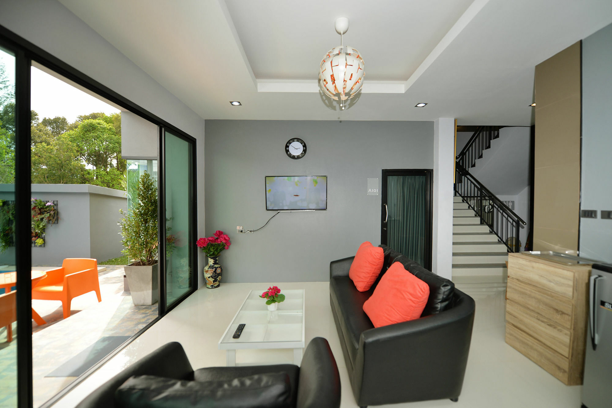 The Lucky Beach Ao Nang Exterior photo
